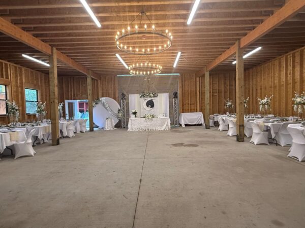 WEDDINGS/QUINCEANERAS